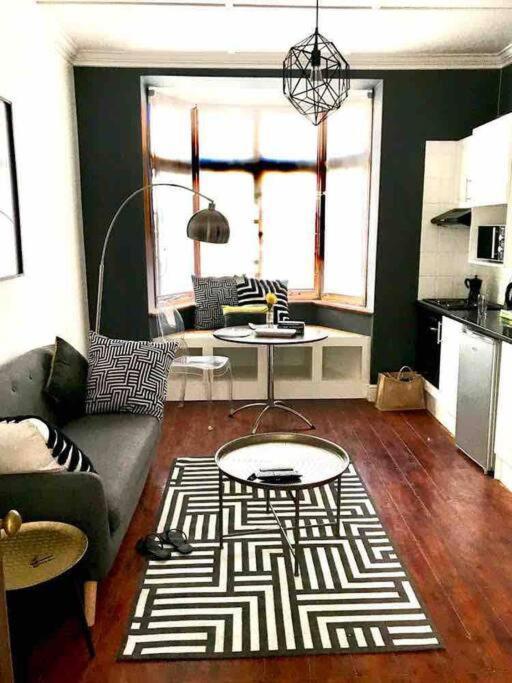 1-Bedroom Sea Point Gem - Perfect Location! Kapsztad Zewnętrze zdjęcie